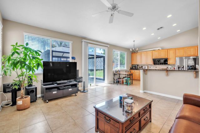 9516 Grasmeer Way, Elk Grove, CA 95624