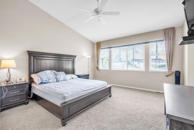 9516 Grasmeer Way, Elk Grove, CA 95624