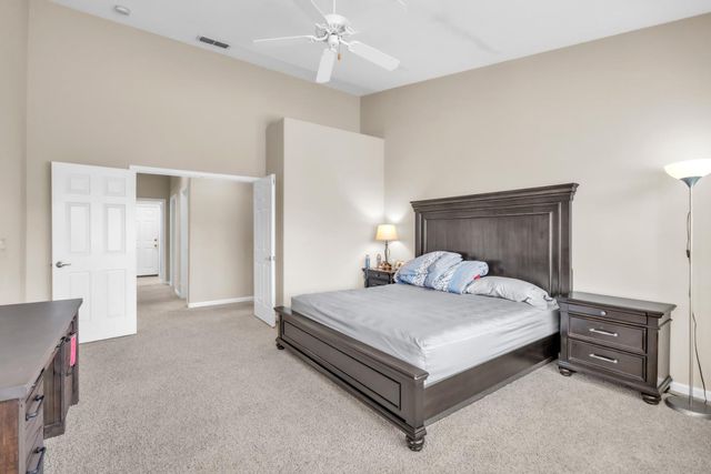 9516 Grasmeer Way, Elk Grove, CA 95624