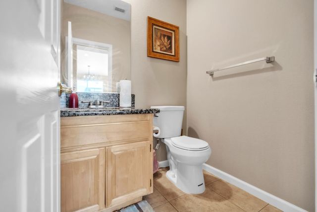9516 Grasmeer Way, Elk Grove, CA 95624
