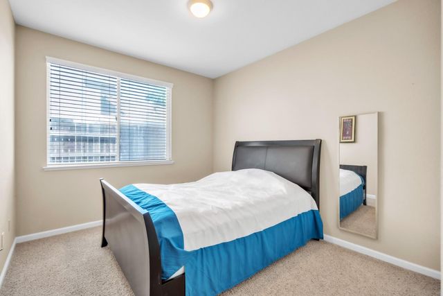 9516 Grasmeer Way, Elk Grove, CA 95624