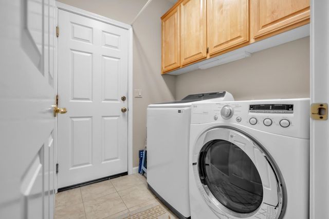 9516 Grasmeer Way, Elk Grove, CA 95624