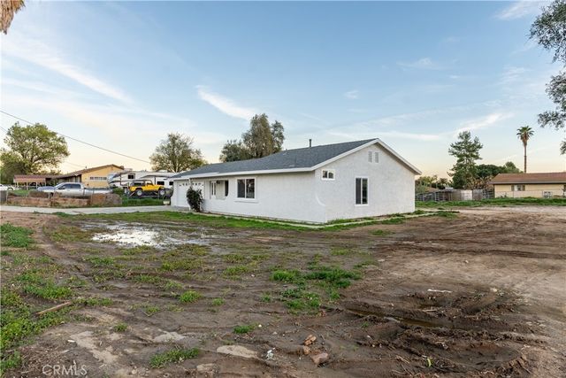 20265 Woodward, Perris, CA 92570