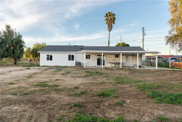 20265 Woodward, Perris, CA 92570