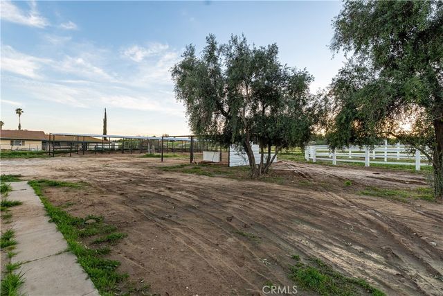 20265 Woodward, Perris, CA 92570