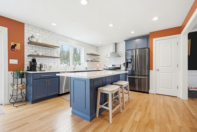 222 Oak St, Ashland, MA 01721