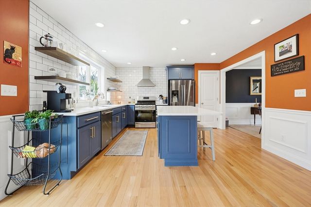 222 Oak St, Ashland, MA 01721