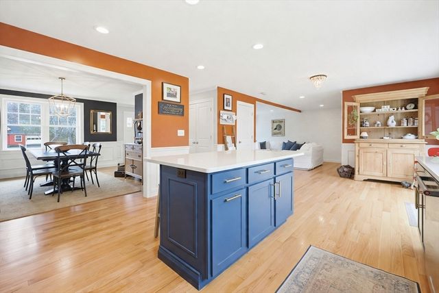 222 Oak St, Ashland, MA 01721