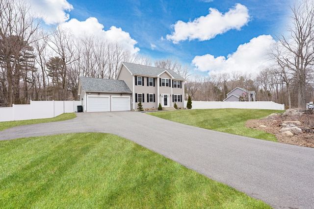 222 Oak St, Ashland, MA 01721