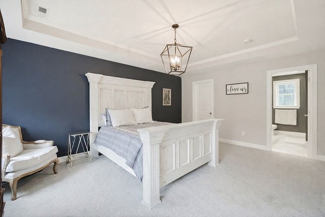 222 Oak St, Ashland, MA 01721