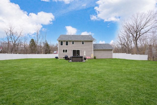 222 Oak St, Ashland, MA 01721