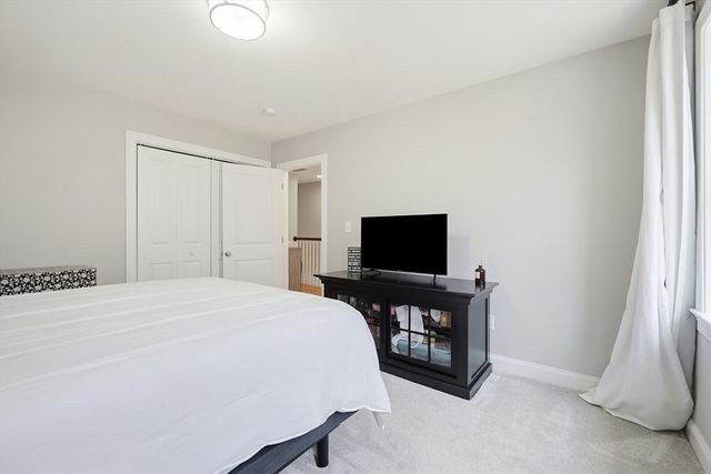 222 Oak St, Ashland, MA 01721