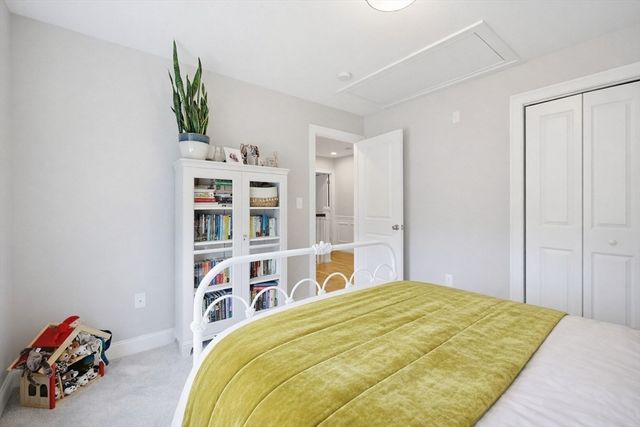 222 Oak St, Ashland, MA 01721