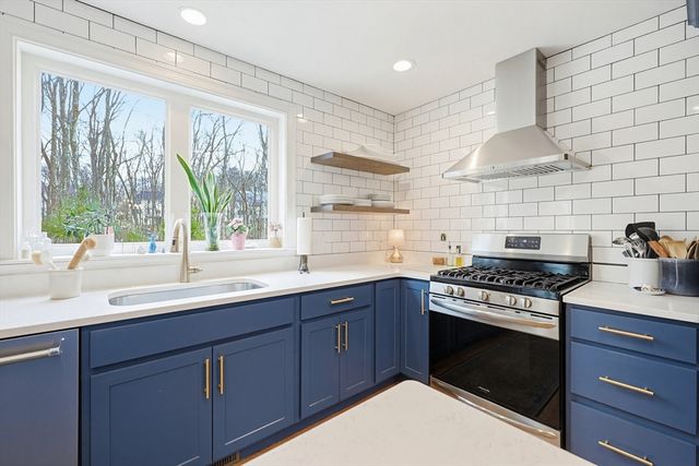 222 Oak St, Ashland, MA 01721