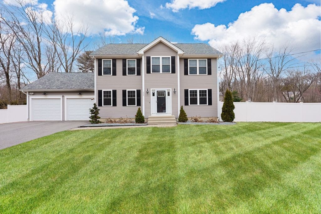 222 Oak St, Ashland, MA 01721