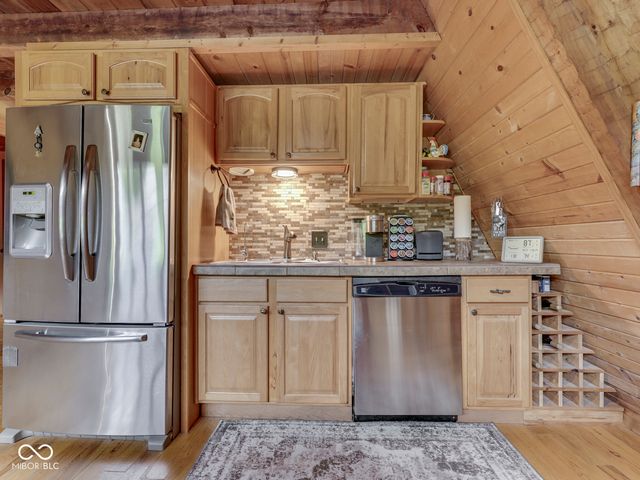 5784 Sweetwater Trail, Nineveh, IN 46164