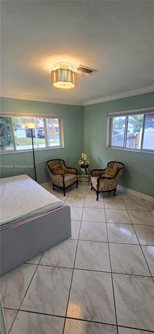 1211 NE 27th Ave, Pompano Beach, FL 33062