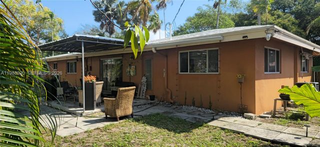 1211 NE 27th Ave, Pompano Beach, FL 33062