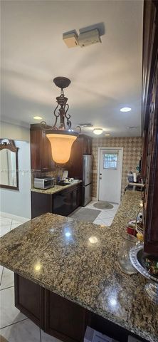 1211 NE 27th Ave, Pompano Beach, FL 33062