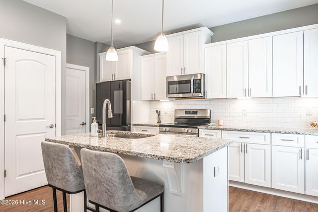 369 Moss Pink Drive, Vass, NC 28394