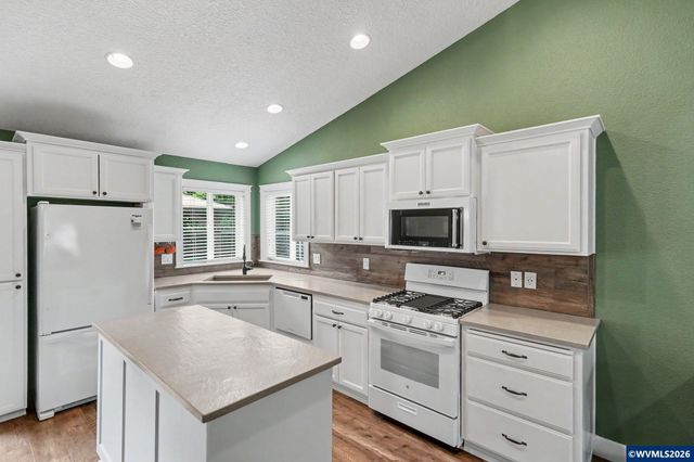 5432 Mirage St N, Keizer, OR 97303