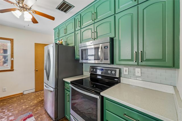 2900 34th Street, Des Moines, IA 50310