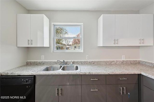 3624 Terrace Drive, Toledo, OH 43611