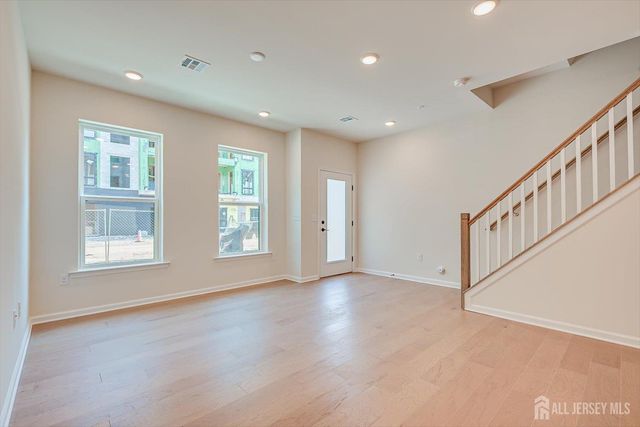 317 Sadie Circle, New Brunswick, NJ 08901