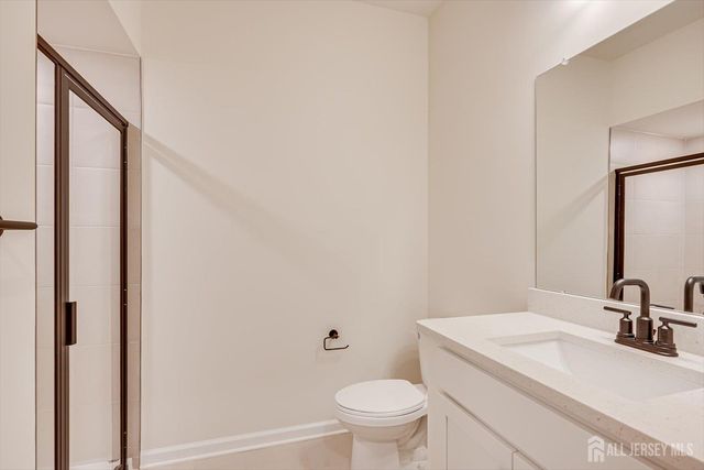 317 Sadie Circle, New Brunswick, NJ 08901