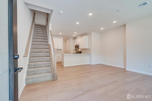 317 Sadie Circle, New Brunswick, NJ 08901