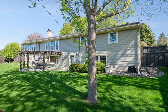 4817 Wilford Way, Edina, MN 55435