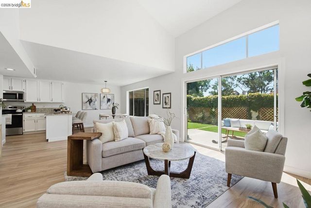 2590 Glen Isle Ave, Pleasanton, CA 94588