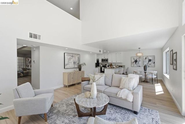2590 Glen Isle Ave, Pleasanton, CA 94588