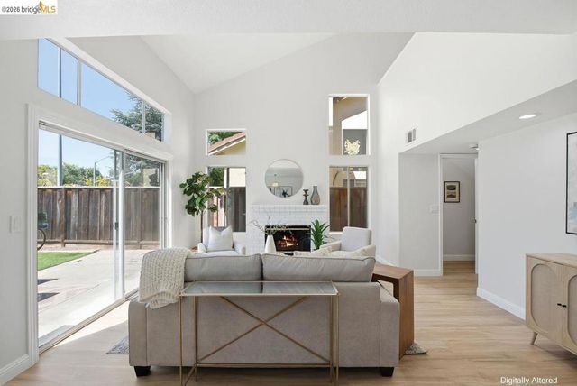 2590 Glen Isle Ave, Pleasanton, CA 94588