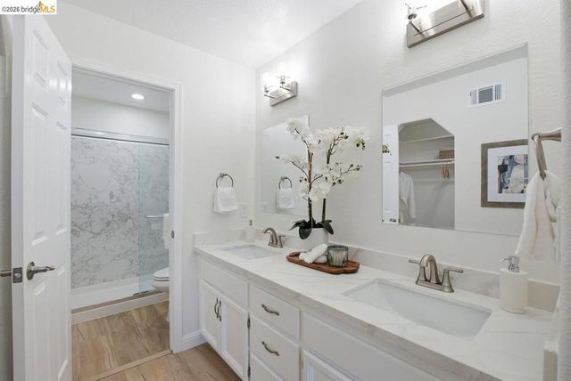 2590 Glen Isle Ave, Pleasanton, CA 94588