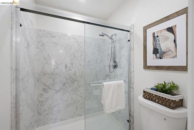 2590 Glen Isle Ave, Pleasanton, CA 94588