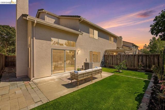 2590 Glen Isle Ave, Pleasanton, CA 94588