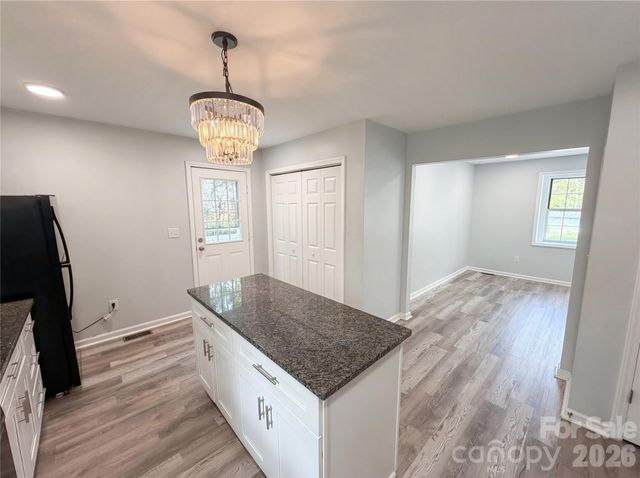 6628 Cool Water Court, Charlotte, NC 28215