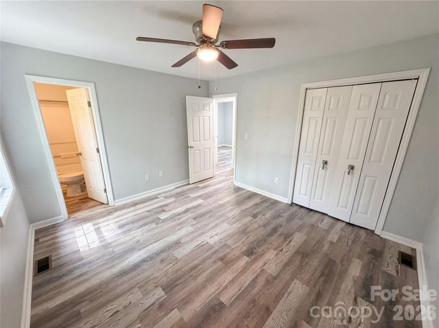 6628 Cool Water Court, Charlotte, NC 28215