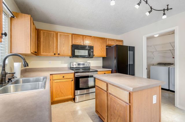 5739 Cibola Drive NE, Rio Rancho, NM 87144