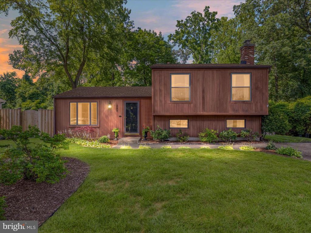 285 LAGUNA CIR, Severna Park, MD 21146