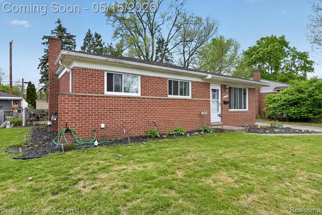 35669 Hees Street, Livonia, MI 48150