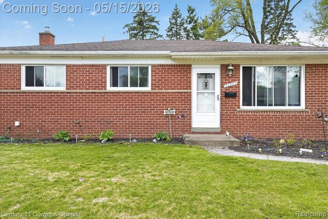 35669 Hees Street, Livonia, MI 48150