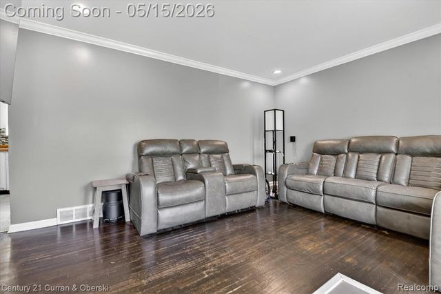 35669 Hees Street, Livonia, MI 48150