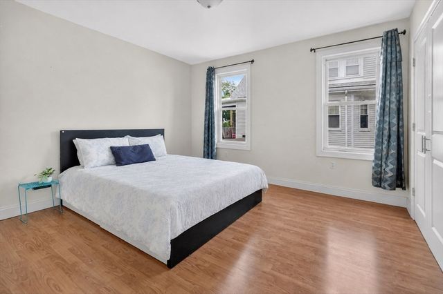 18 Vincent Ave 18, Belmont, MA 02478