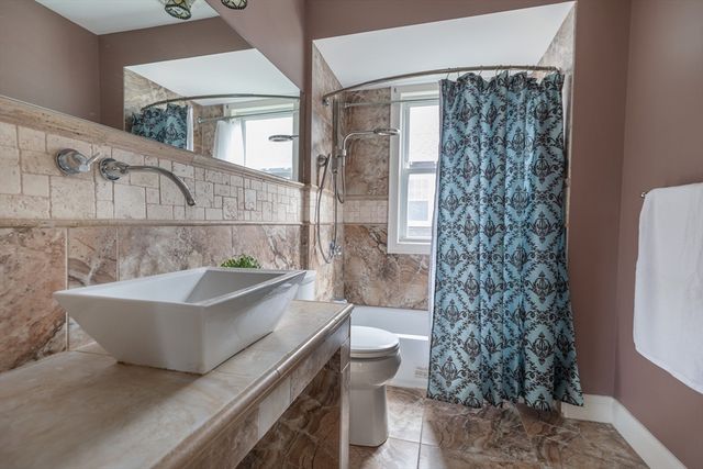 18 Vincent Ave 18, Belmont, MA 02478