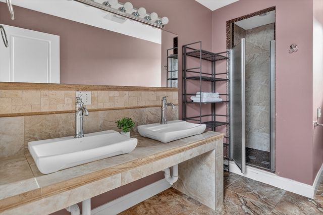 18 Vincent Ave 18, Belmont, MA 02478