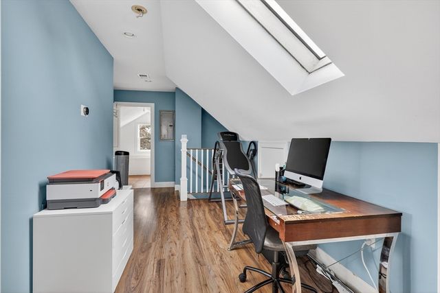 18 Vincent Ave 18, Belmont, MA 02478