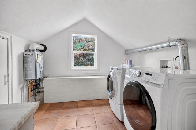 18 Vincent Ave 18, Belmont, MA 02478