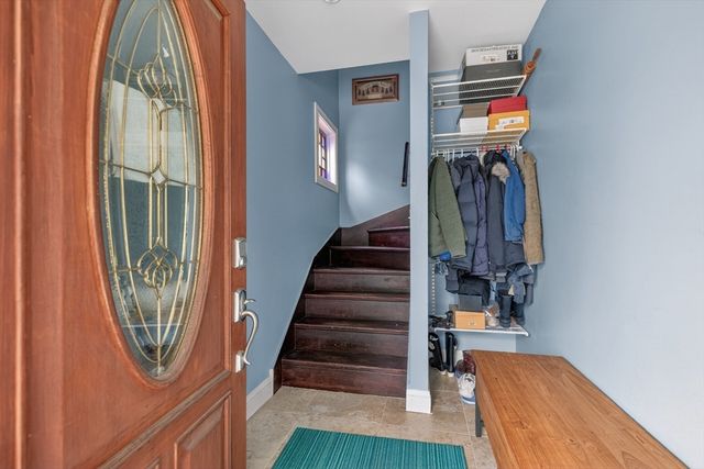 18 Vincent Ave 18, Belmont, MA 02478